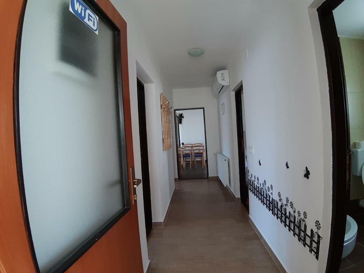House Naomi Appartement Grabovac  Buitenkant foto